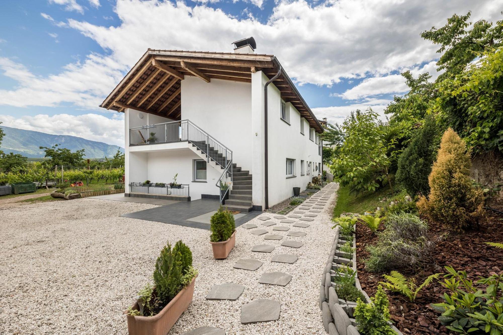 Angerblick Apartment Appiano Sulla Strada Del Vino Eksteriør bilde