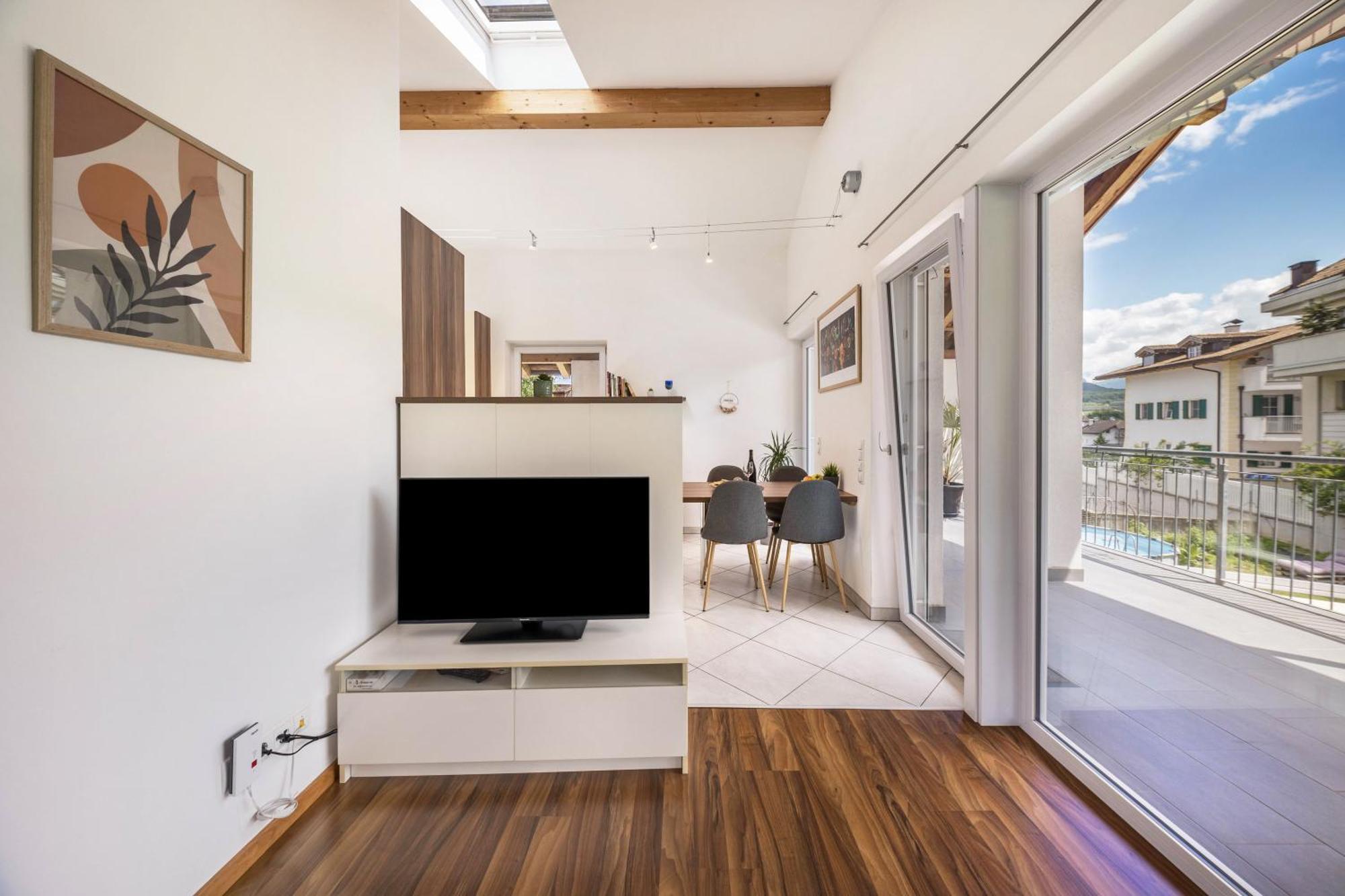 Angerblick Apartment Appiano Sulla Strada Del Vino Eksteriør bilde