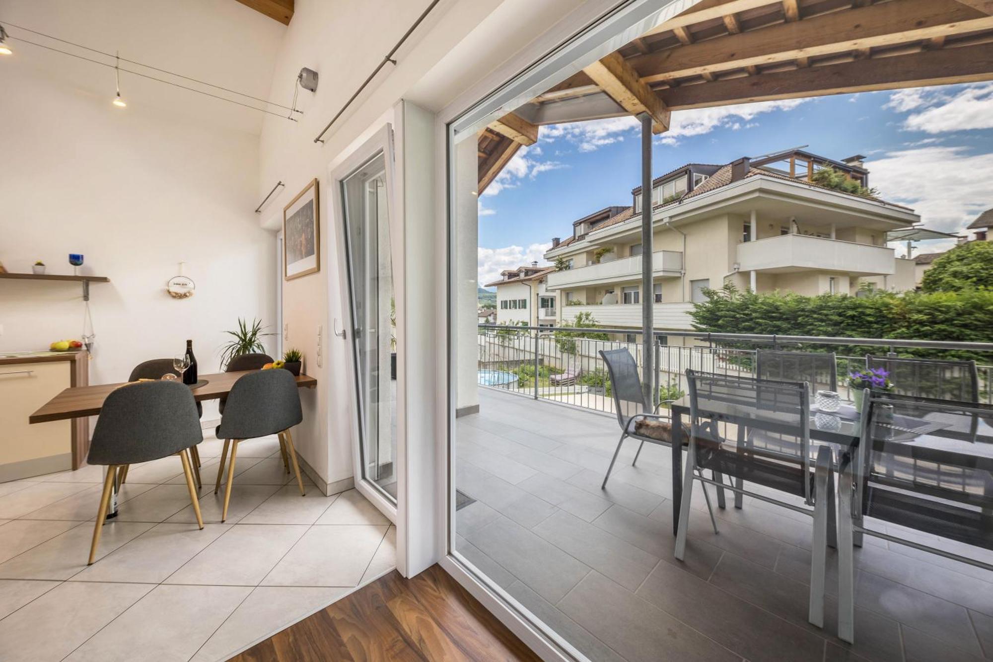 Angerblick Apartment Appiano Sulla Strada Del Vino Eksteriør bilde